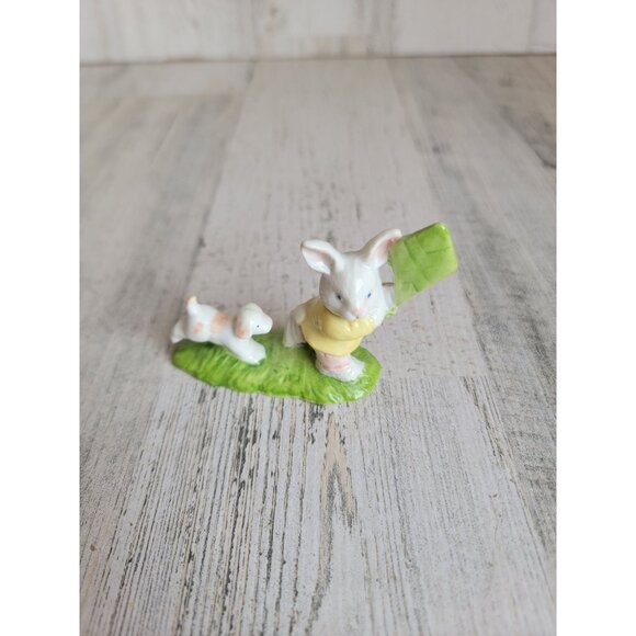 Mini Easter Bunny dog kite Village accessory - Picture 1 of 8